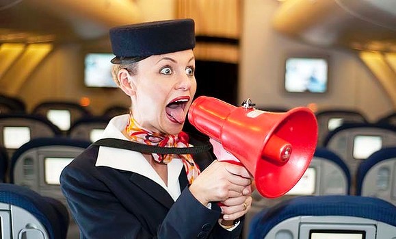 Survei Pramugari: 10 Kebiasaan Penumpang yang Bikin Jengkel